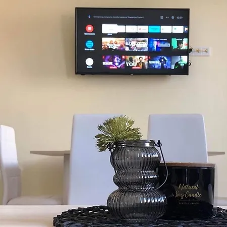 Superb Free Underground Parking דירה *