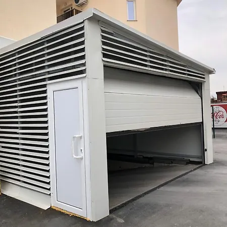 Superb Free Underground Parking *