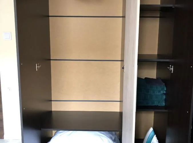 Superb Free Underground Parking * פזרג'יק