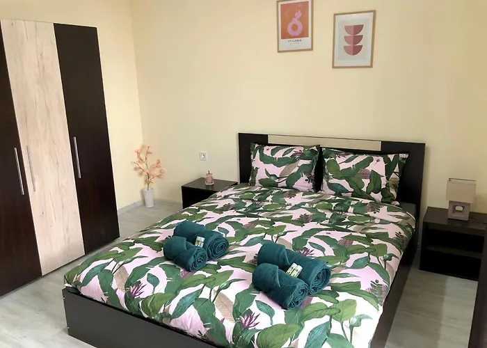 Superb Free Underground Parking דירה